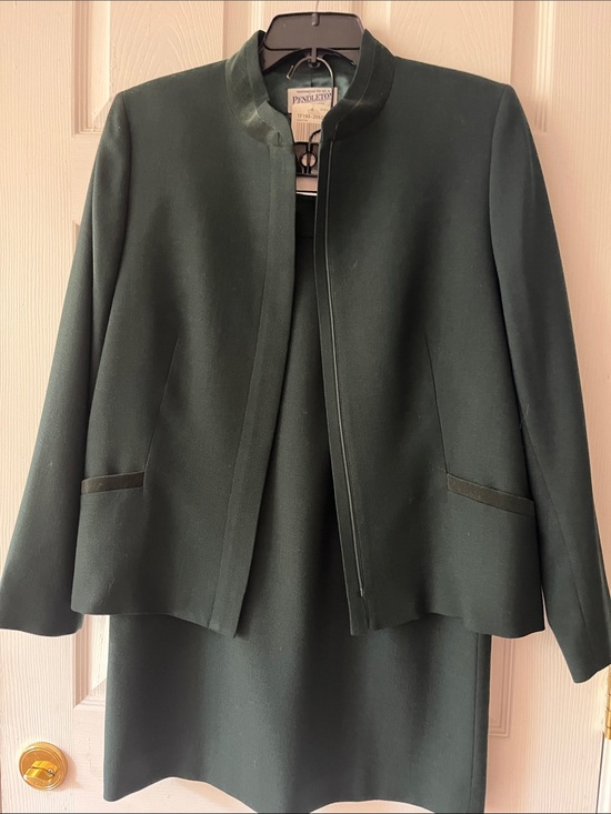 Pendleton Jackets & Blazers - Pendleton Deep Forest Green Collarless Wool Blazer Sz 10 & Matching Skirt Sz 8